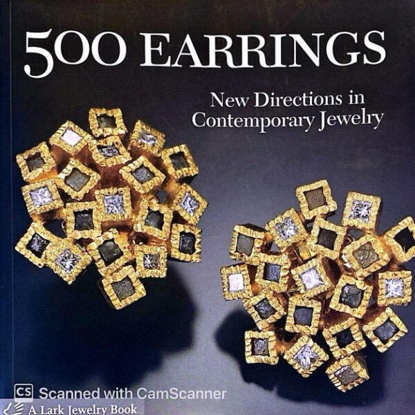 500 Earrings in Contemporary Jewelry