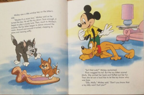 ⁦Mickey's young reader library 1: Mickey's birthday surprise by Disney⁩ – תמונה ⁦3⁩