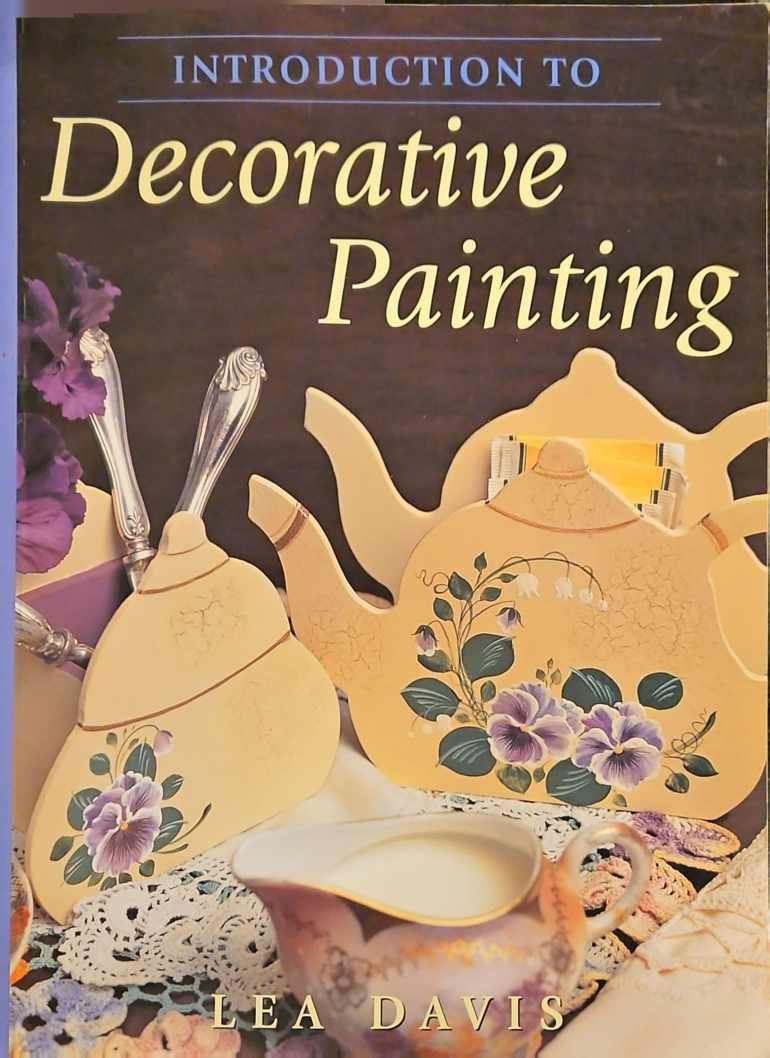 צילום של הספר Introduction to Decorative Painting by Lea Davis