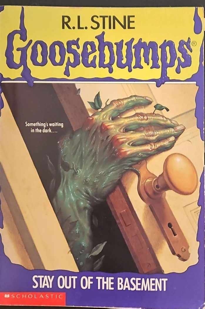 צילום של הספר Goosebumps #2: Stay Out of the Basement / R. L. Stine