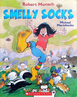 צילום של הספר Smelly Socks / Robert Munsch